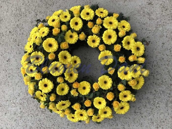 Gerbera-Rosen Kranz voll